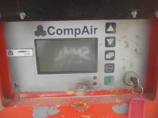 ขาย เครื่องปั๊มลมขนาดใหญ่  COMPAIR C110-9 เก่านอกชัวร์ ลมแรง 24 บาร์ มีเทรเลอร์ พ่วงลาก