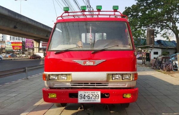 ขายถูกรถพร้อมใช้งานไม่เคยบรรทุกหนัก เล่มทะเบียนครบพร้อมโอนสนใจสอบถามใด้