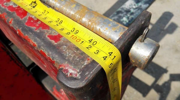 ** ขอบคุณผู้ซื้อ&amp;พี่เสือ!! ** สแต๊กเกอร์ลิฟท์ไฟฟ้า TMC 1000 kg.มอเตอร์ DC 12 V. ยกสูง 180 cm. งายาว 110 cm. สวยสดใหม่พร้อมใช้งาน!!