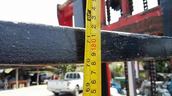 ** ขอบคุณผู้ซื้อ&amp;พี่เสือ!! ** สแต๊กเกอร์ลิฟท์ไฟฟ้า TMC 1000 kg.มอเตอร์ DC 12 V. ยกสูง 180 cm. งายาว 110 cm. สวยสดใหม่พร้อมใช้งาน!!