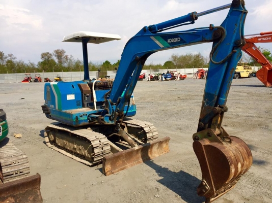 KOBELCO SK-024 ขนาดPC-25เครื่อง3สูบรถเก่านอกแท้มีเอกสารใบอินวอย ติดต่อ 085-5632278 (ราคาต่อรองได้
