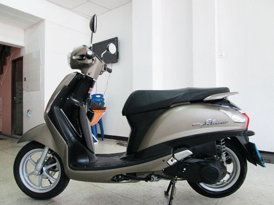 (โอนฟรี) ขาย Grand Filano ปี 2015 ไมล์แท้ 5762 กม รถหัวฉีดประหยัดน้ำมันสูงสุดถึง 60 กม./ลิตร ที่เก็บของใต้เบาะขนาดใหญ่ สีน้ำตาล ดำ จด 12 มีนาคม 2558 ราคา 41900 บาท (โอนฟรี) ขาย Grand Filano ปี 2015 ไมล์แท้ 5762 กม รถหัวฉีดประหยัดน้ำมันสูงสุดถึง 60 กม./ลิตร ที่เก็บของใต้เบาะขนาดใหญ่ สีน้ำตาล ดำ จด 12 มีนาคม 2558 ราคา 41900 บาท