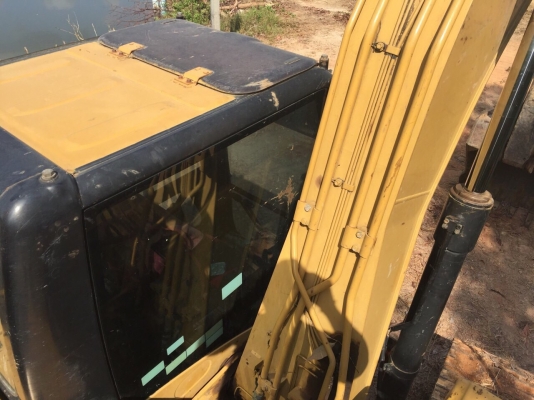 รถขุด CAT312D..8400 ชม. สภาพดี สวย...เล่มทะเบียน