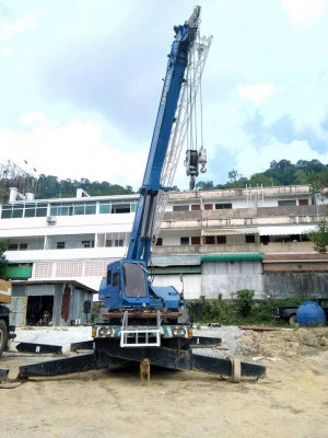 ขายรถเครน TANADO TR250 M3 25 ตัน 4 ล้อ เอกสารอินวอย ราคา 2000000