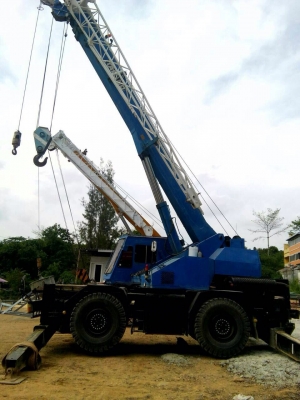 ขายรถเครน TANADO TR250 M3 25 ตัน 4 ล้อ เอกสารอินวอย ราคา 2000000