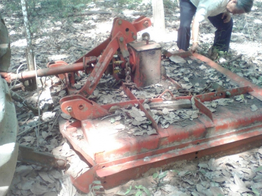 ขายรถไถ FORD รุ่นรวงข้าว ที่ตัดหญ้า ราคา 70000