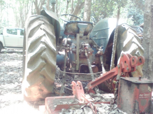 ขายรถไถ FORD รุ่นรวงข้าว ที่ตัดหญ้า ราคา 70000