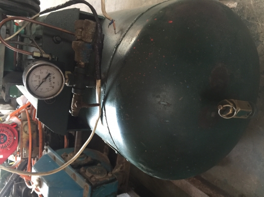 ขายปั้มลม ฟูจิ 3แรง พร้อมมอเตอร์3แรงฮิตาชิ 220v สภาพเดิมๆสวยๆพร้อมใช้งานครับ