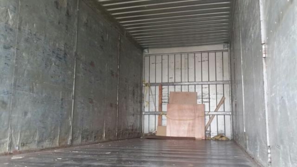 FTR 240 แรง ตู้ 10 บาน ยาว 7.6 เมตร  ขายดาวน์   270,000  บาท