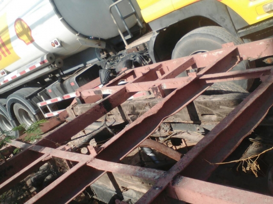 ขายรถบรรทุก 6 ล้อเทรลเลอร์ ISUZU 85 แรงม้า ทะเบียนขาด 5 ปี ราคา 60000 ขายรถบรรทุก 6 ล้อเทรลเลอร์ ISUZU 85 แรงม้า ทะเบียนขาด 5 ปี ราคา 60000