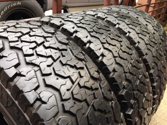 ยาง All Maxxis AT980 ตัวใหม่ 265 75 16 ปลายปี14 ดอกเยอะ ไม่มีปะ ราคาไม่แพง