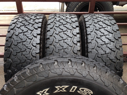 ยาง All Maxxis AT980 ตัวใหม่ 265 75 16 ปลายปี14 ดอกเยอะ ไม่มีปะ ราคาไม่แพง