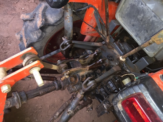 Kubota B2420 รถห้างไทยแท้ปี52 ตัวเปล่านะครับราคานี้พร้อมเล่มทะเบียน