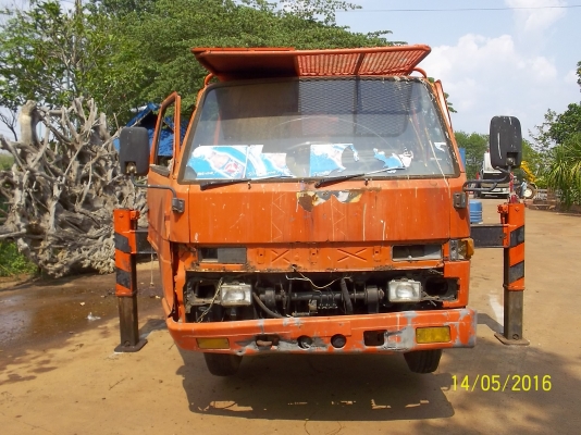 ขายNKR 58E   100 4BC2    รถกระเช้า  ไม่มีทะเบียน ทำสัญญาซื้อขาย