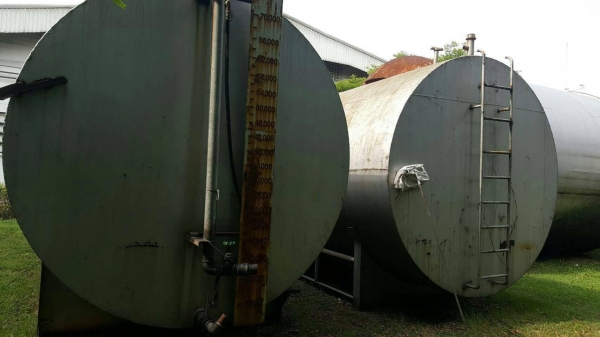 ถังขนาดยักษ์ใหญ่ จัมโบ้ มโหฬาล 70,000 ลิตร = 2 ใบ สภาพใหม่ไฉไลสุดๆ เหล็กหนาถึง 7 มิล (ร้านวินิตรค้าของเก่า) ถังขนาดยักษ์ใหญ่ จัมโบ้ มโหฬาล 70,000 ลิตร = 2 ใบ สภาพใหม่ไฉไลสุดๆ เหล็กหนาถึง 7 มิล (ร้านวินิตรค้าของเก่า)