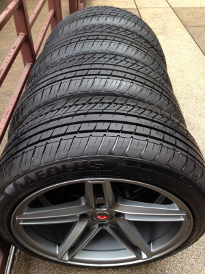 ล้อVossen ขอบ17 สภาพสวย ไม่มีซ่อม พร้อมยาง 205 45 17 ปลายปี15 ดอกเต็ม ใช้กันยาว ราคาไม่แพง