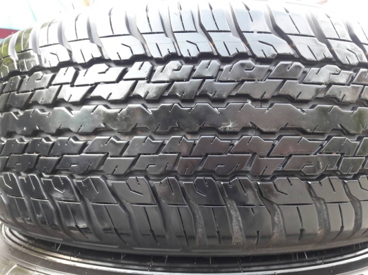 ยาง 265/65/17 dunlop ปี 16  ชุดล่ะ 12,000