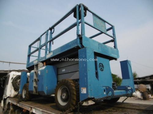 รถกระเช้า  GENIE  GS-3384RT รหัสสินค้า : 80903814 Tel.086-8150487  www.nihonmono.com