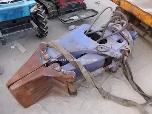 หัวหนีบ  KOMATSU  BCJ075 รหัสสินค้า : 13001165  Tel.086-8150487 www.nihonmono.com