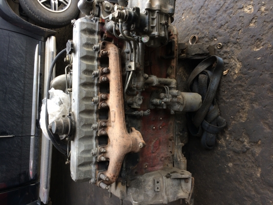 ขายเครื่องฮีโน่ho7c 185แรง พร้อมเกีร์ยมีใบคลุม