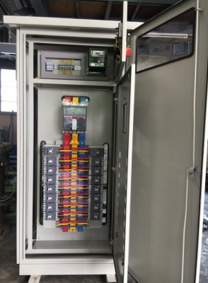 ขายตู้ MDB Main breaker ABB 1,600A breaker ย่อยของ ABB 18 ตัว สภาพ 90\% พร้อมใช้งาน K.Pipat 098-2641749
