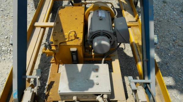 Sell> X-ลิฟท์โดยสารเคลื่อนที่ TMC 500 kg. ยกสูง 5 เมตร มอเตอร์ Mitsubishi 3 HP. ไฟบ้าน 220V รีโมทอุปกรณ์ครบ สภาพกริ้บ 95\%