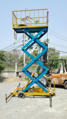 Sell> X-ลิฟท์โดยสารเคลื่อนที่ TMC 500 kg. ยกสูง 5 เมตร มอเตอร์ Mitsubishi 3 HP. ไฟบ้าน 220V รีโมทอุปกรณ์ครบ สภาพกริ้บ 95\%