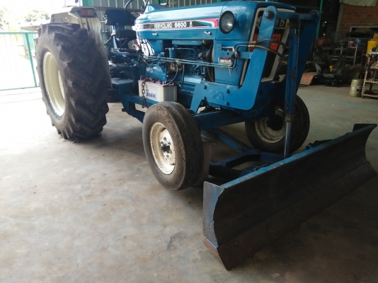 ขายรถไถฟร์อด77ที3 มีไบมีดหน้า และผาน7 เดิม ๆ 380000  รับราคานี้ได้มารับรถเลย มีทะเบียน