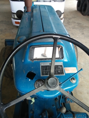 ขายรถไถฟร์อด77ที3 มีไบมีดหน้า และผาน7 เดิม ๆ 380000  รับราคานี้ได้มารับรถเลย มีทะเบียน