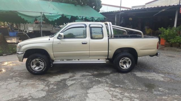 ขายโตโยต้าไทเกอร์. 4x4 เครื่อง kz ราคา 215000