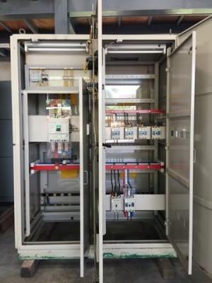 ขายตู้ Mdb mian breaker mitsubishi 800A ใช้กับหม้อแปลงขนาด 500Kva สภาพดีพร้อมใช้งาน pipat 098-2641749