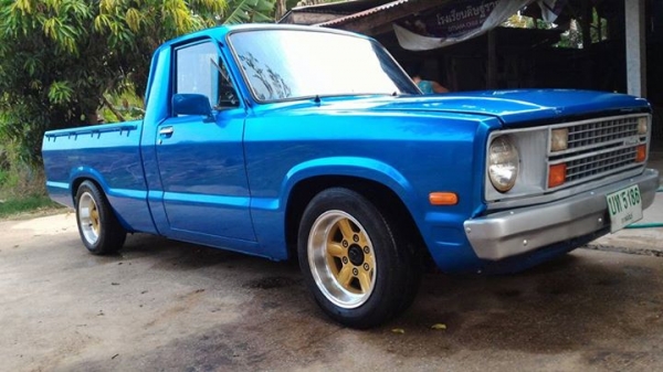 Ford courier