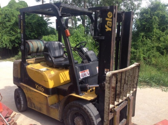 ขายรถโฟล์คลิฟท์ Yale ขนาด 2.5 ตัน เกียร์ Auto ยกสูง 3 เมตร สนใจสอบถามได้ที่ K.pipat 098-2641749