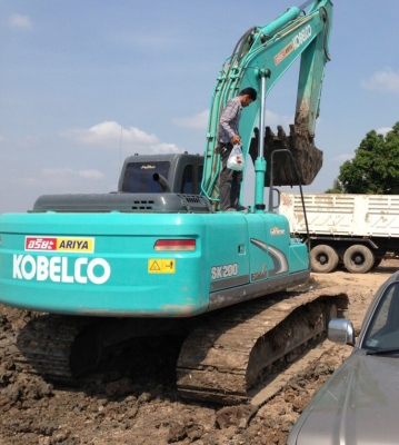 KOBELCO Sk200/8 YN12superไมล์5,000ชมราคา2,600,000บาท สนใจติดต่อสุขุม087-2836792 KOBELCO Sk200/8 YN12superไมล์5,000ชมราคา2,600,000บาท สนใจติดต่อสุขุม087-2836792