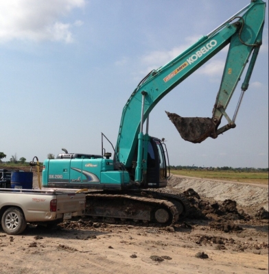 KOBELCO Sk200/8 YN12superไมล์5,000ชมราคา2,600,000บาท สนใจติดต่อสุขุม087-2836792 KOBELCO Sk200/8 YN12superไมล์5,000ชมราคา2,600,000บาท สนใจติดต่อสุขุม087-2836792