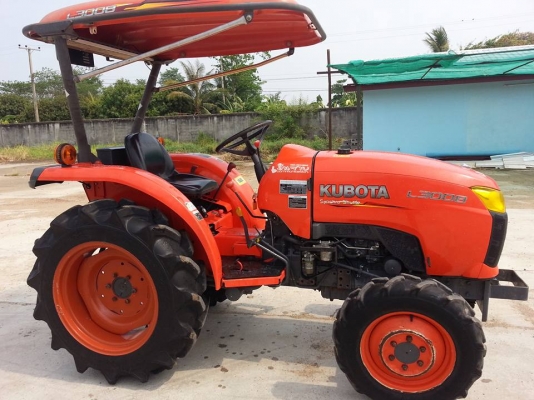 คูโบต้า L3608 4 WD ตัวเปล่า 452 ชั่วโมง เล่มพร้อม จด ธ.ค.2556