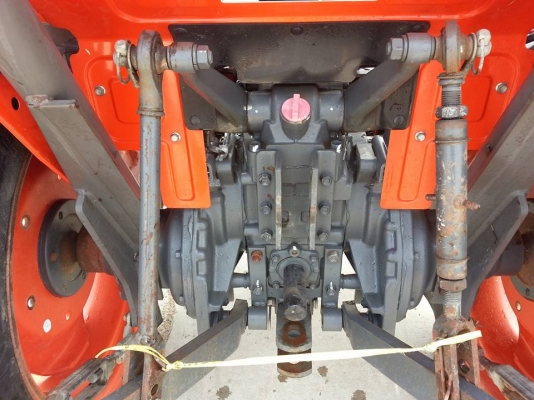 คูโบต้า L3608 4 WD ตัวเปล่า 452 ชั่วโมง เล่มพร้อม จด ธ.ค.2556