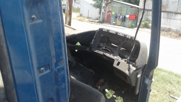 โครงหัวเก๋งhino profia