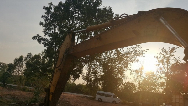 ขายรถขุด KATO 200 ปั๊มแห้ง บูมสวย เครื่องมิตซู6d14 พร้อมลงงาน เอวดี ขายรถขุด KATO 200 ปั๊มแห้ง บูมสวย เครื่องมิตซู6d14 พร้อมลงงาน เอวดี