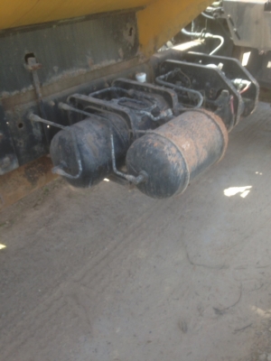 NISSAN UD 180 บรรทุกน้ำ