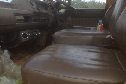 NISSAN UD 180 บรรทุกน้ำ