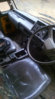 NISSAN UD 180 บรรทุกน้ำ