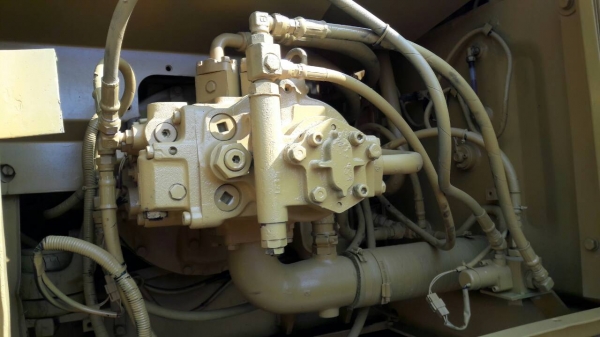 รถแบคโฮ Komatsu Pc200-6