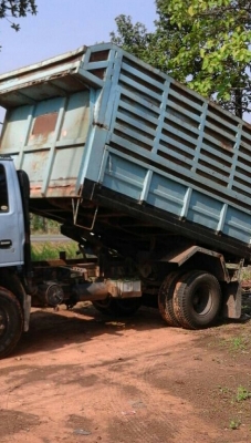 หกล้อ อีซูชุ NPR120ดั้มสามมิตค็อกสูง สภาพดีเดิมๆพร้อมใช้งาน ทะเบียนพร้อมโอน