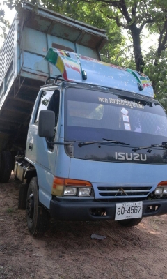 หกล้อ อีซูชุ NPR120ดั้มสามมิตค็อกสูง สภาพดีเดิมๆพร้อมใช้งาน ทะเบียนพร้อมโอน