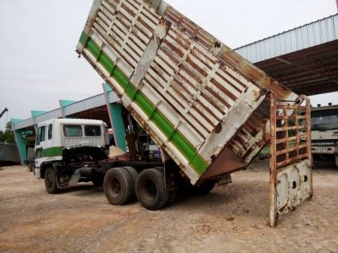 ขายด่วน 10ล้อ ดั้มเกษตร เพลาเดียว เครื่องEK-100 เบรคทริฟฟี่ มีระบบลากลูก ยางสภาพพอใช้งาน คัชชีสวย เอกสารเล่มทะเบียนพร้อมโอน