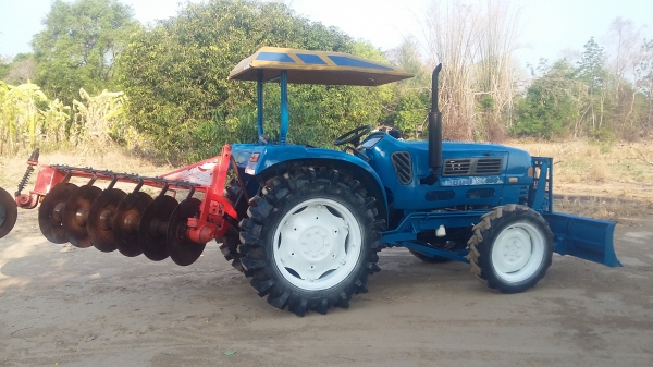 จัดส่งพี่ จ.สุรินทร์ ขอบคุณครับ ขายรถไถแชมป์48แรงcx 4×4 พร้อมใบดันหน้า ผาน6×24LCSสวยๆพร้อมใช้งาน จัดส่งพี่ จ.สุรินทร์ ขอบคุณครับ ขายรถไถแชมป์48แรงcx 4×4 พร้อมใบดันหน้า ผาน6×24LCSสวยๆพร้อมใช้งาน