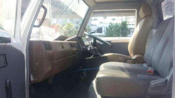 ขายถูกรถสไลด์ออนพร้อมใช้ ขับดี ซื้อไปพร้อมใช้งานเล่มทะเบียนมีพร้อมสนใจสอบถามได้ค่ะ