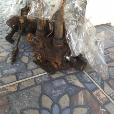 ขายด่วนคอนโทลสำหรับรถขุด 3 ชุด ขายด่วนคอนโทลสำหรับรถขุด 3 ชุด