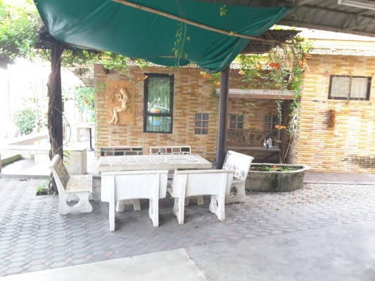 ขาย!! >>> ที่ดิน พร้อมบ้านและร้านกาแฟติด สวนเสือศรีราชา <<<